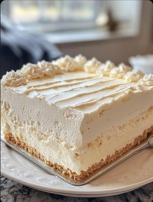 The Perfect Homemade Vanilla Cake: Simple Yet Delicious 465223312_1078795120313069_9110711532977060315_n