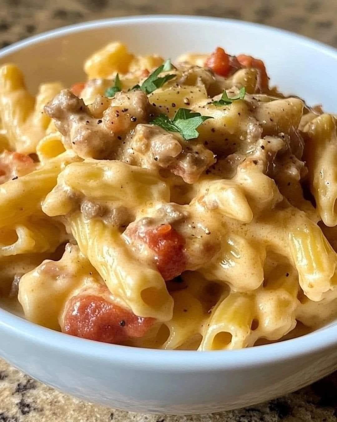 A Spicy and Creamy Pasta Delight 466133593_122195243018235274_1678724648592164976_n